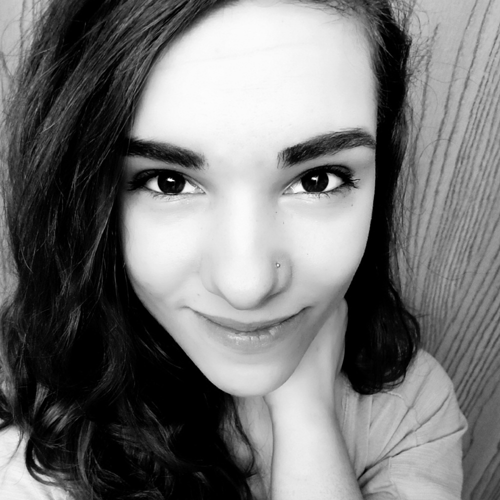 Meet your Posher, Emily